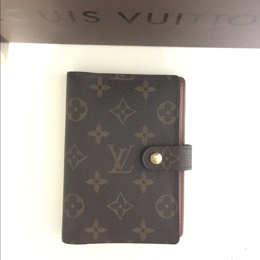 Louis Vuitton PM Agenda/Passport Cover
